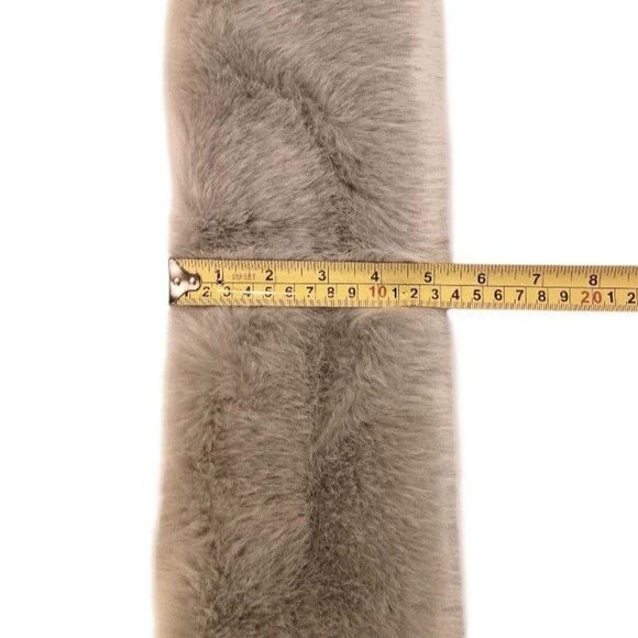 Faux Fur Pull Through Light Gray Winter Soft Scarf Collar Restoration Hardware - Picture 8 of 8